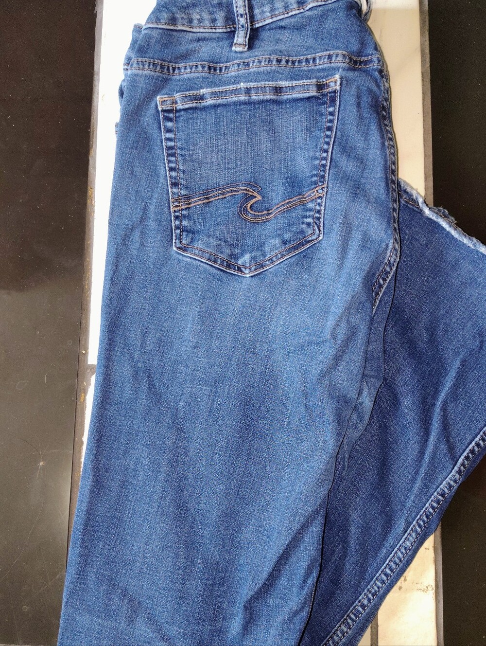 Silver Jeans Size 14